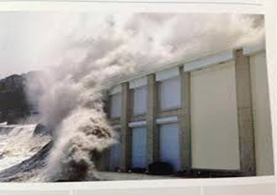 Cửa Cuốn Chống Bão